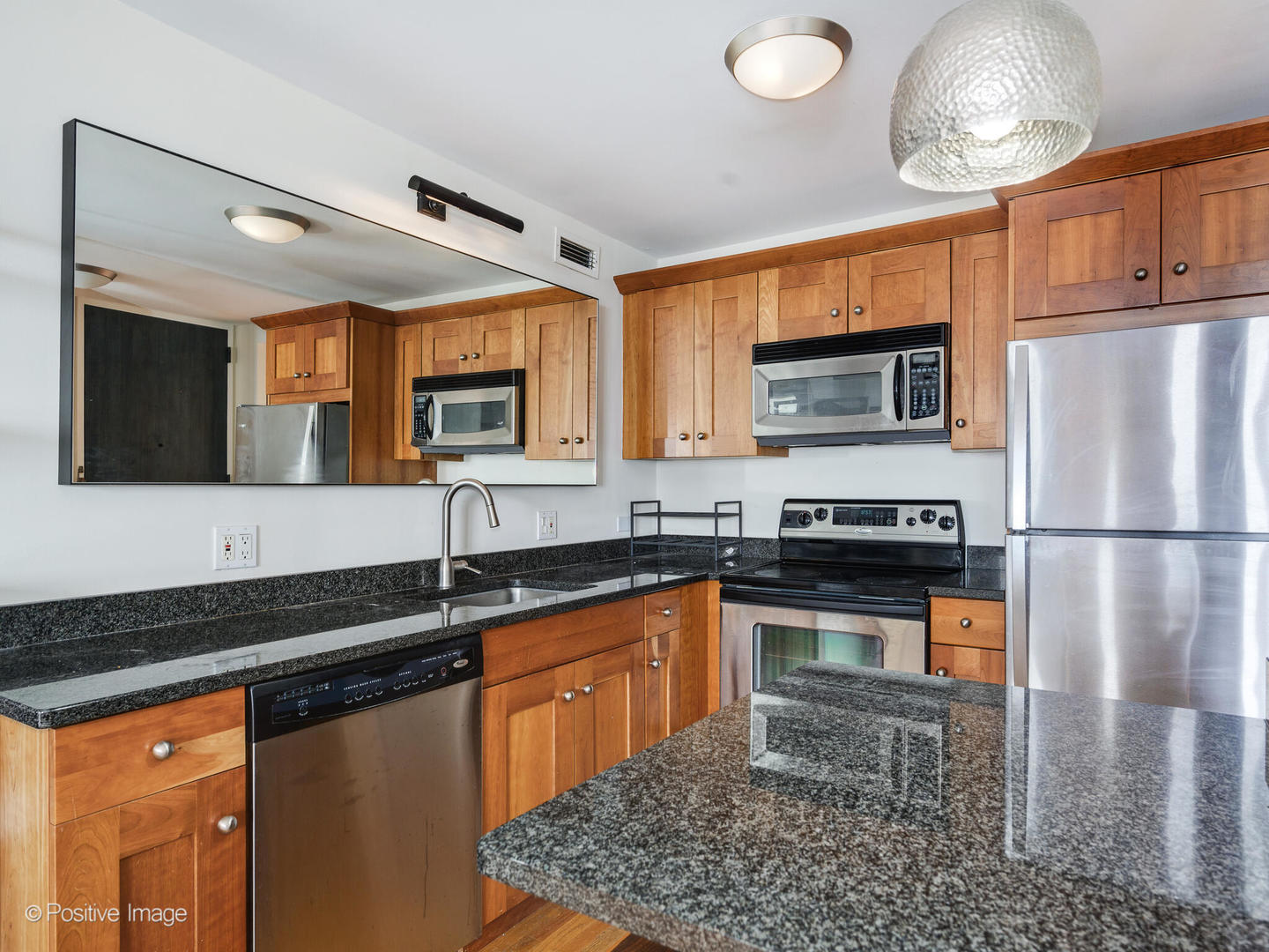 1030 N STATE Street Unit: 28M