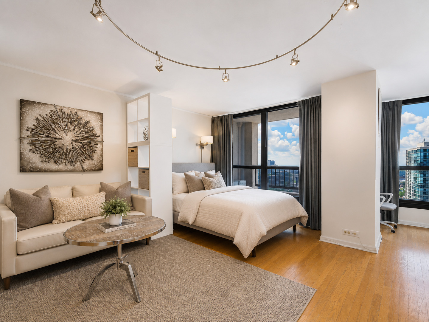 1030 N STATE Street Unit: 28M