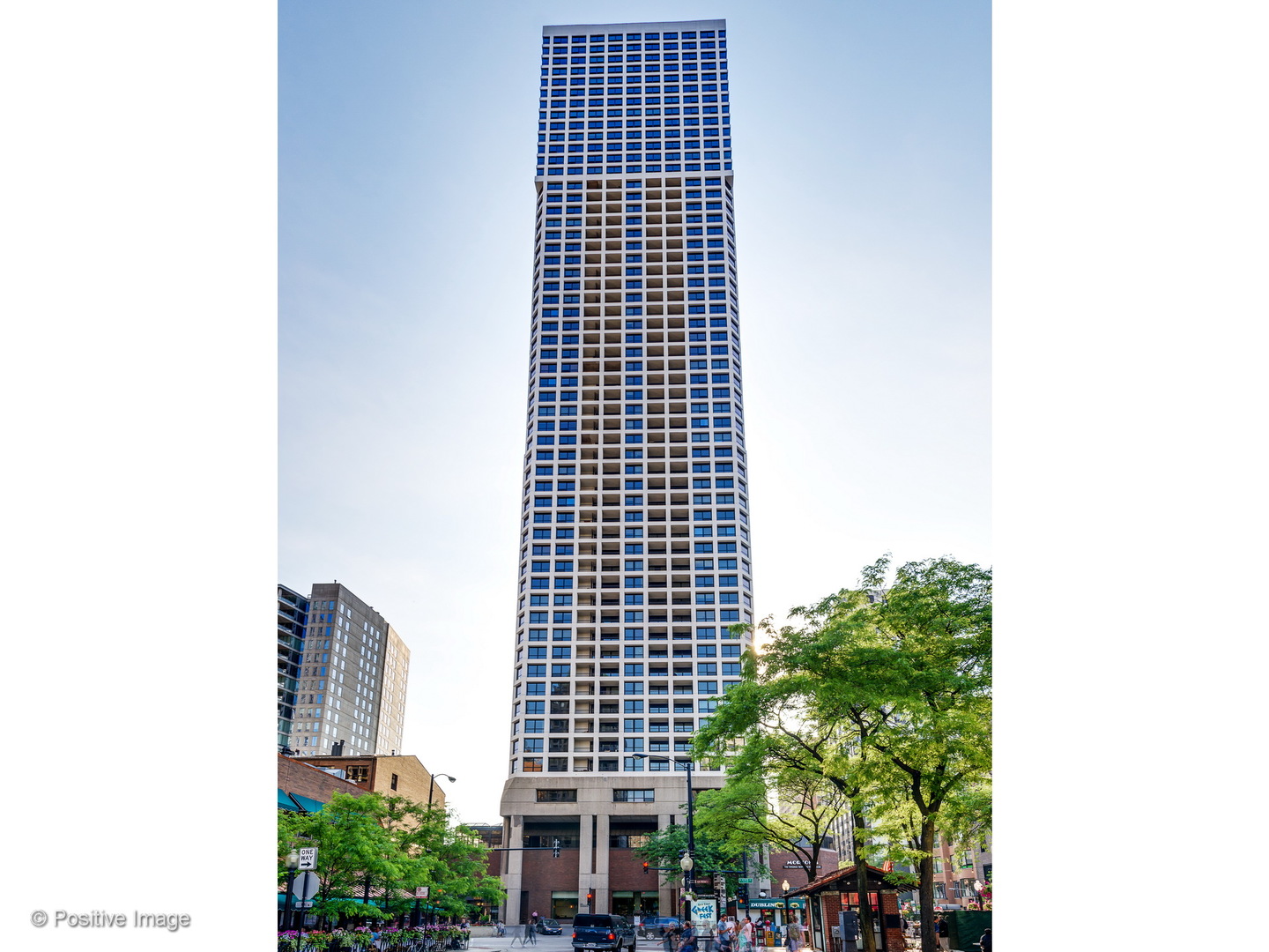 1030 N STATE Street Unit: 28M