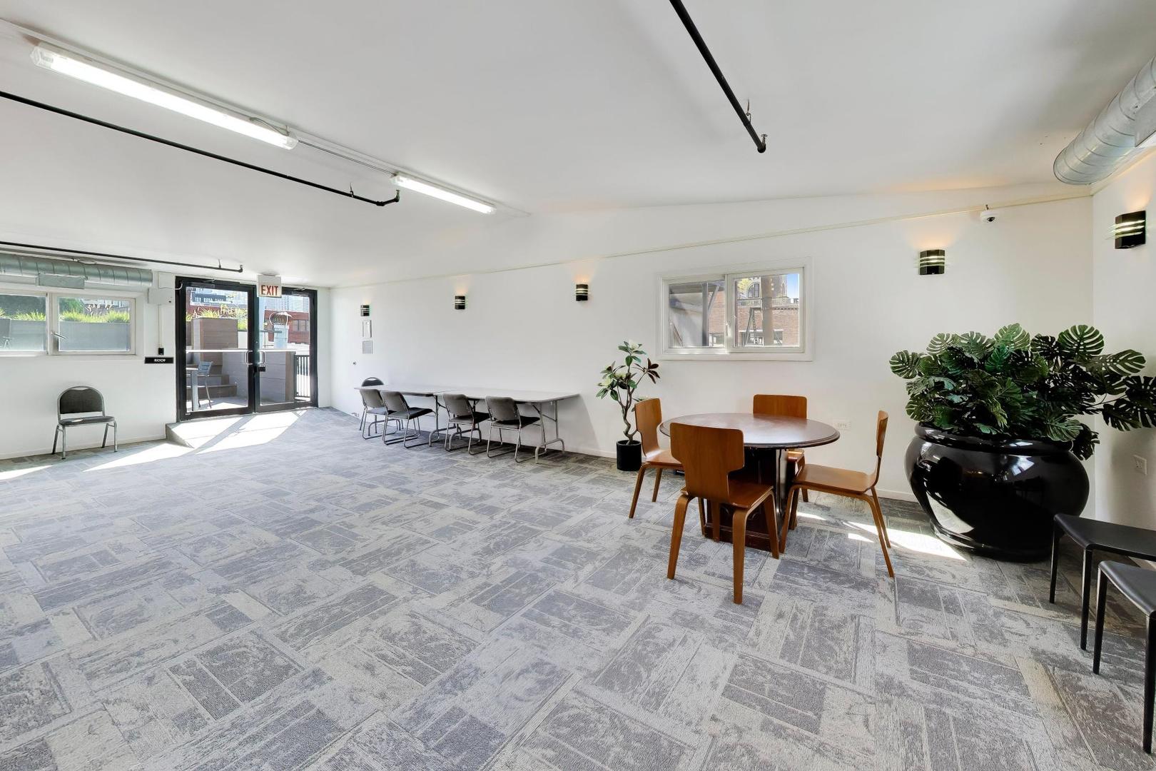 1000 W Washington Boulevard Unit: 141