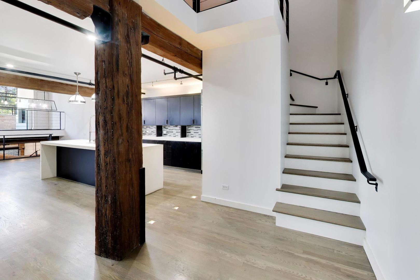 1000 W Washington Boulevard Unit: 141