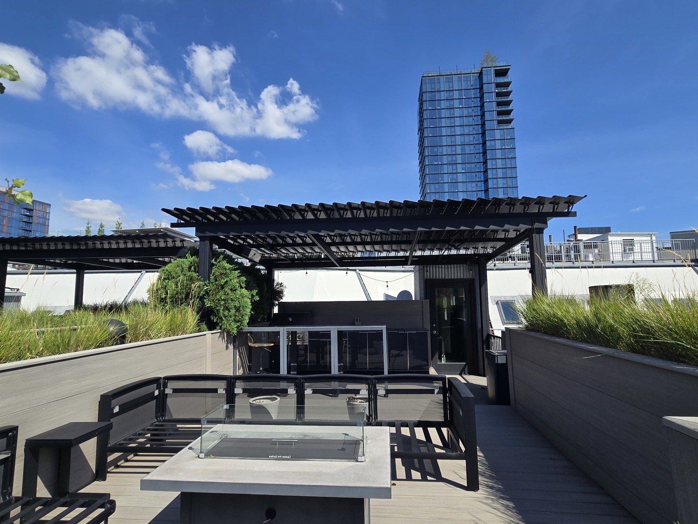 1000 W Washington Boulevard Unit: 141