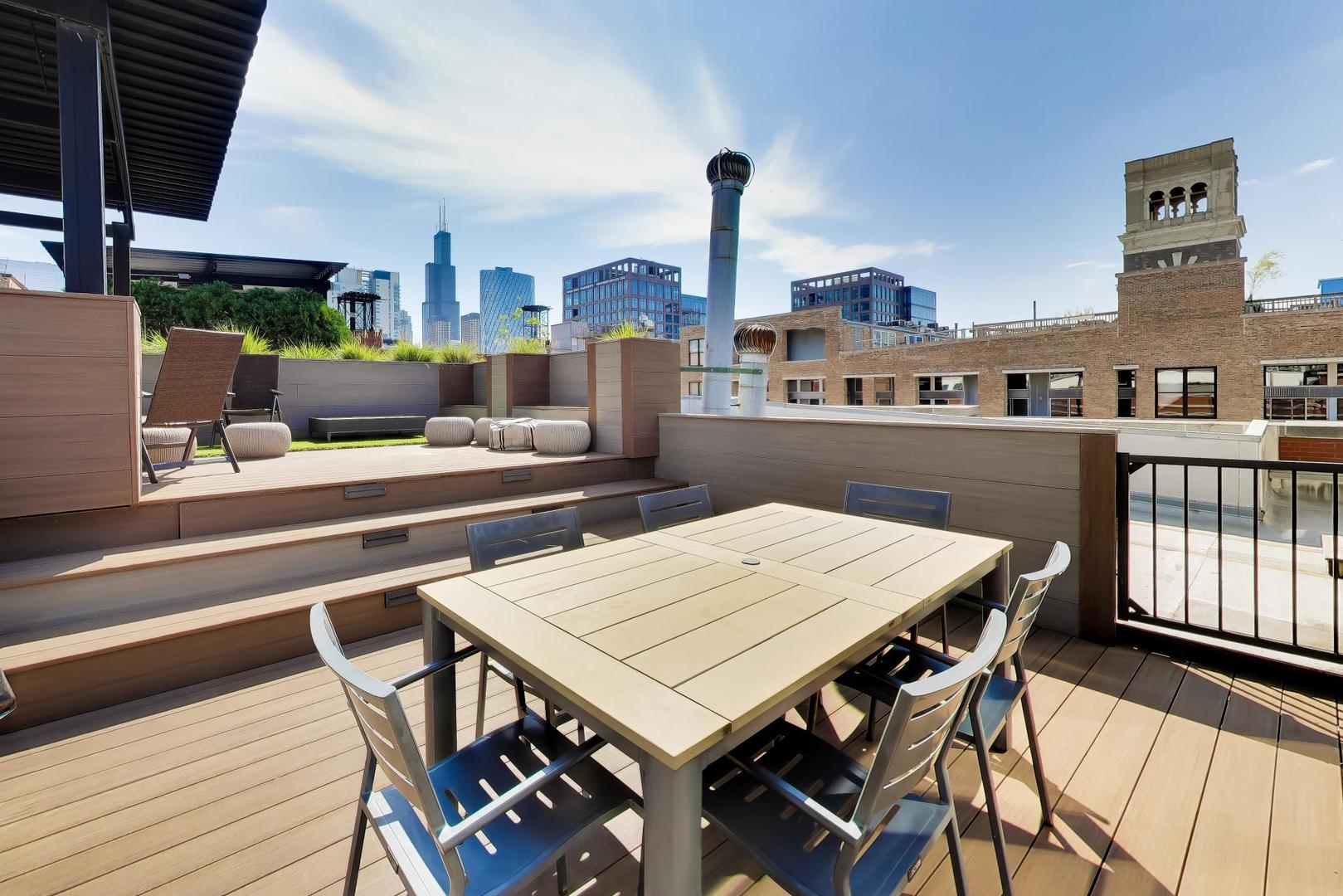 1000 W Washington Boulevard Unit: 141