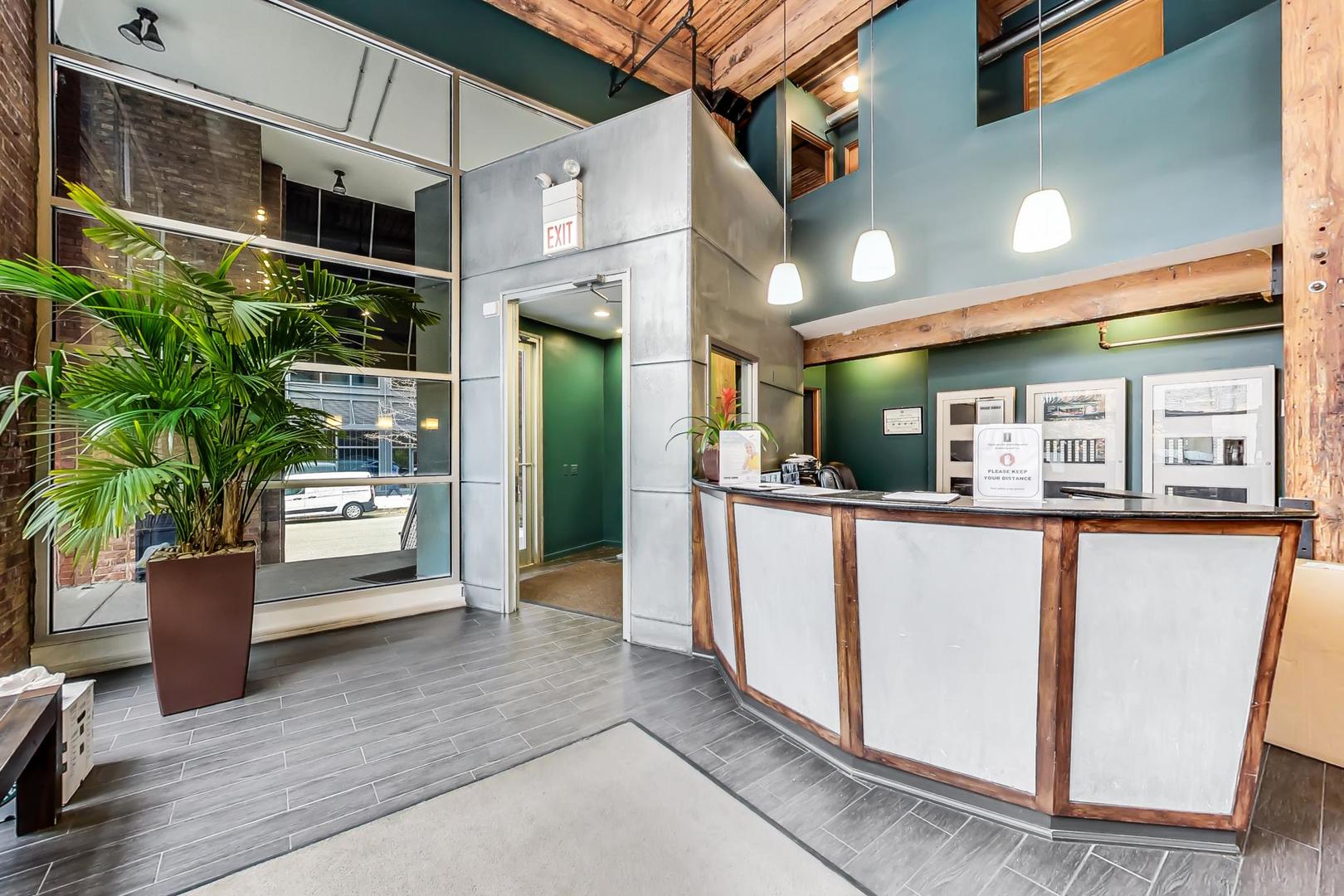 1000 W Washington Boulevard Unit: 141