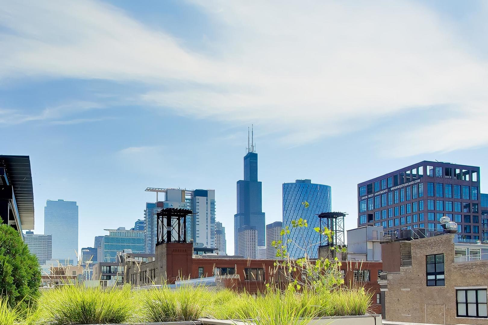 1000 W Washington Boulevard Unit: 141
