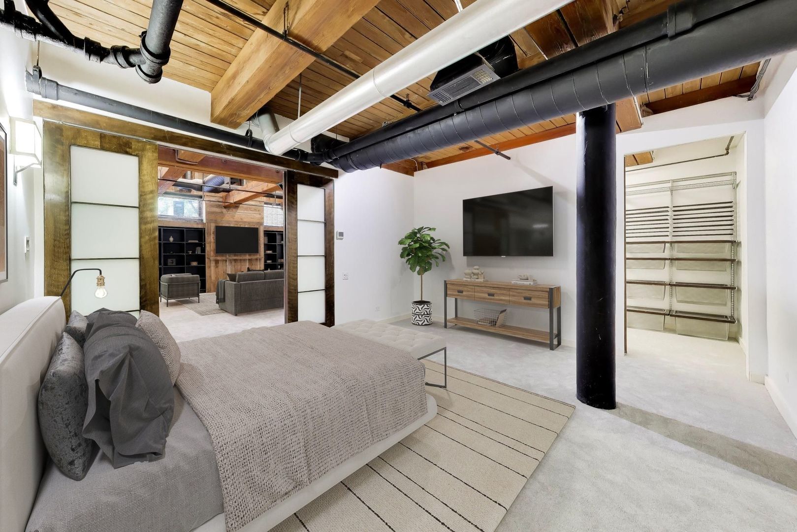 1000 W Washington Boulevard Unit: 141