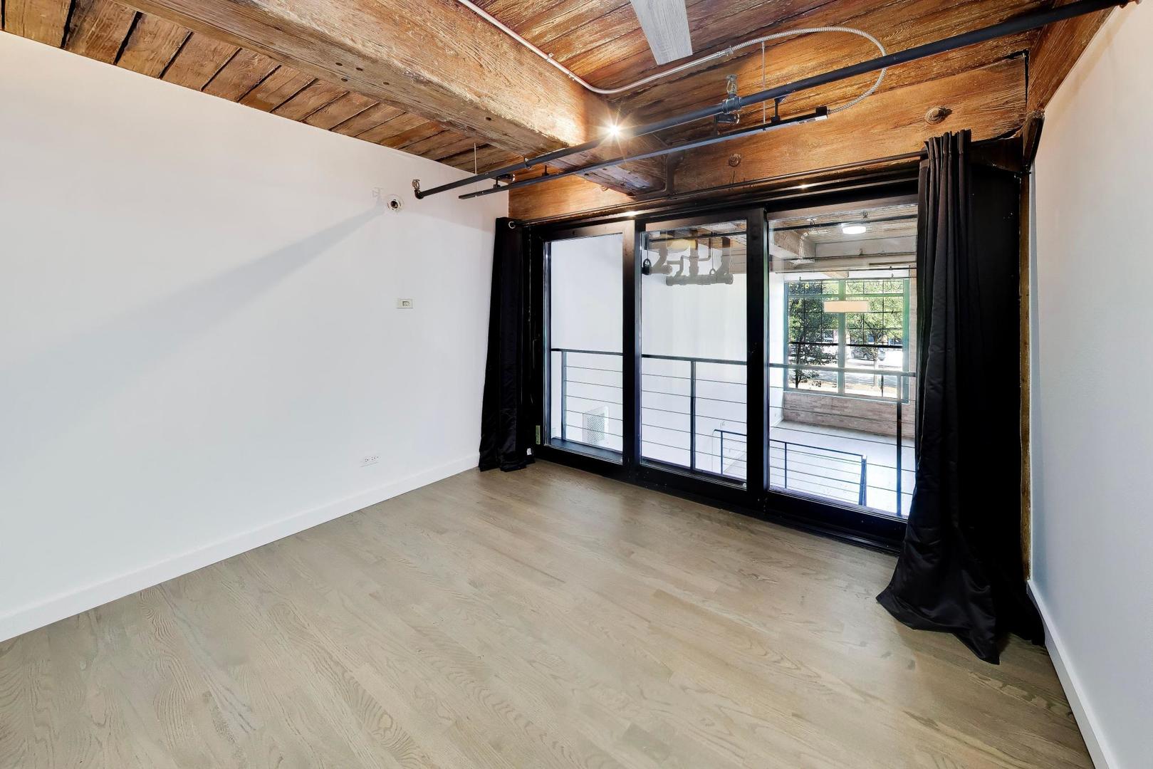 1000 W Washington Boulevard Unit: 141