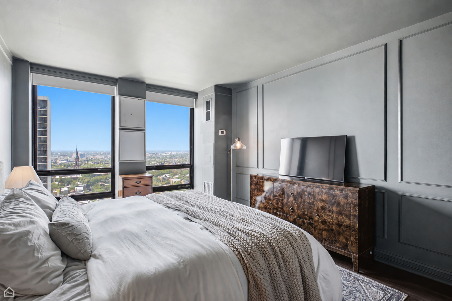 1660 N La Salle Drive Unit: 2608