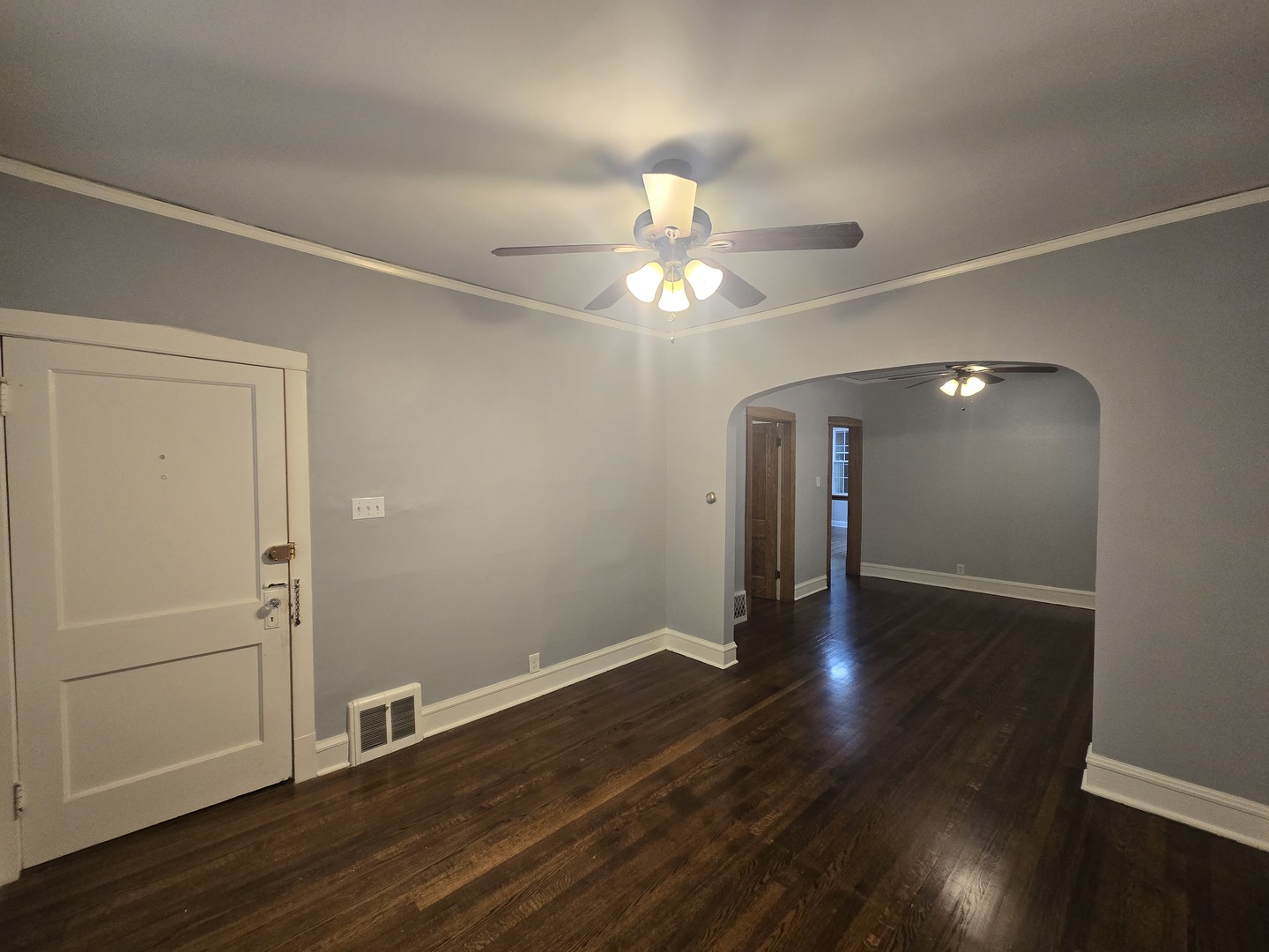 4116 N Maplewood Avenue Unit: 1