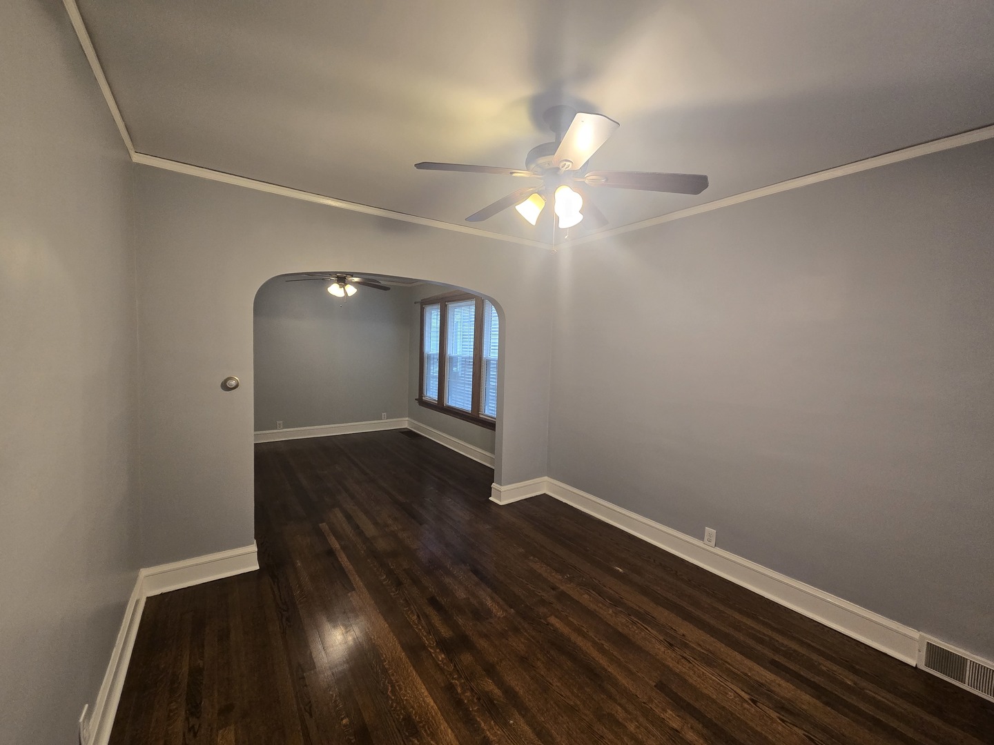4116 N Maplewood Avenue Unit: 1