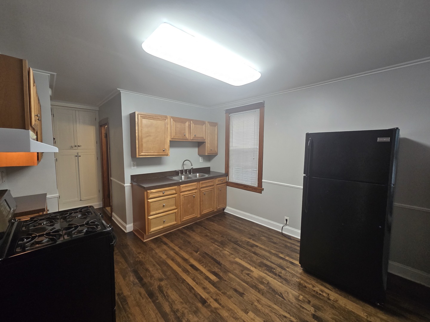 4116 N Maplewood Avenue Unit: 1