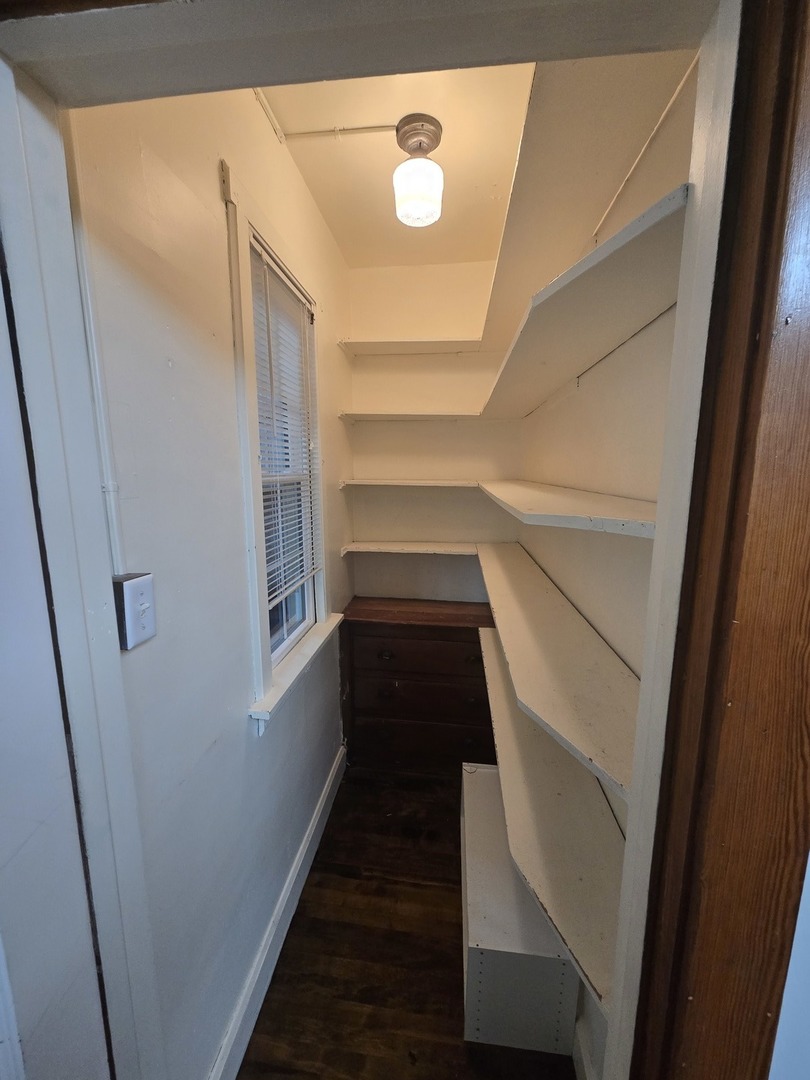 4116 N Maplewood Avenue Unit: 1