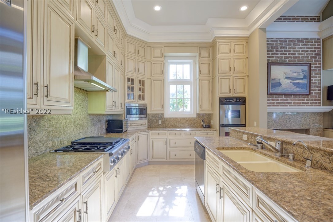 16 Whitehall Drive