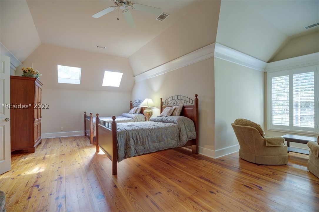 16 Whitehall Drive