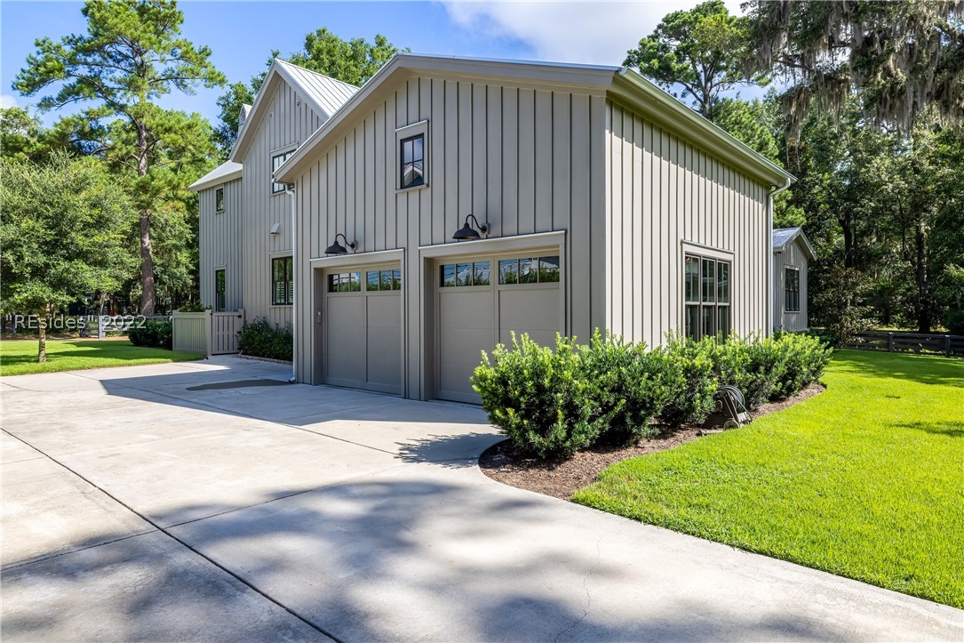 45 Stock Farm Road