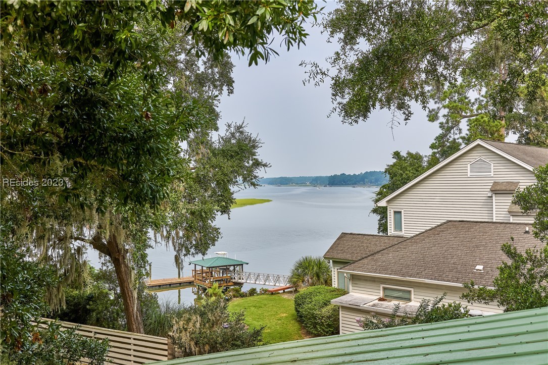 34 Minuteman Drive