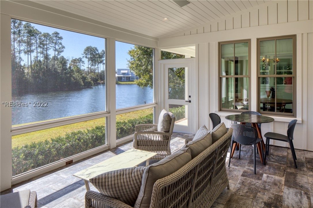 11 Hunting Lodge Road