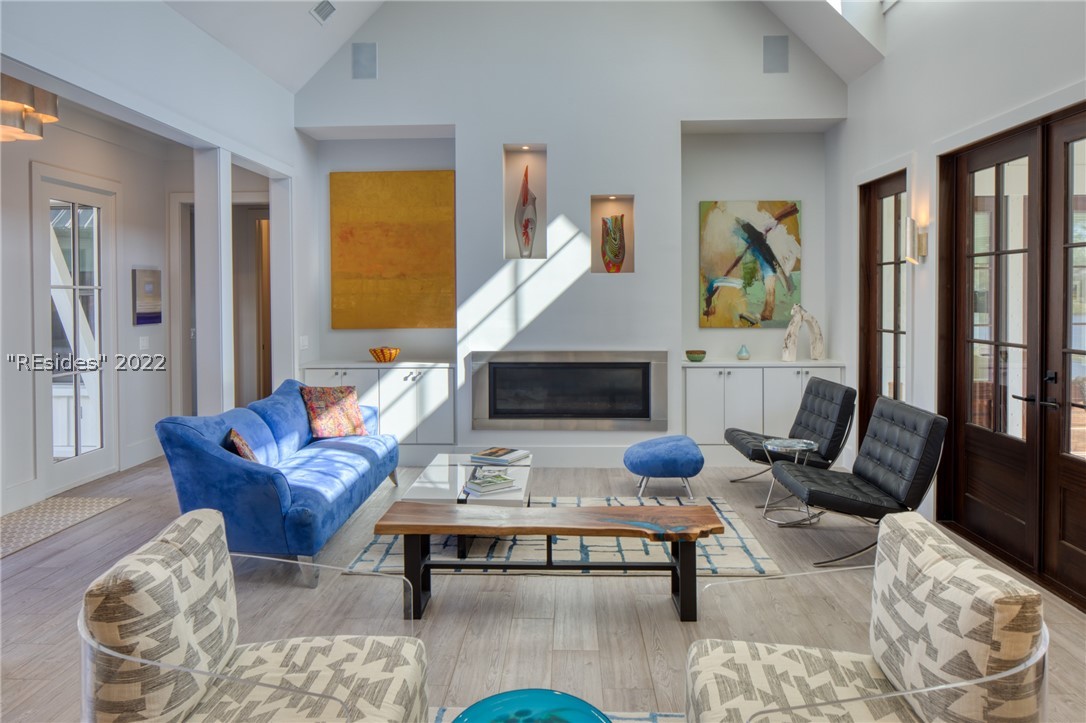 11 Hunting Lodge Road