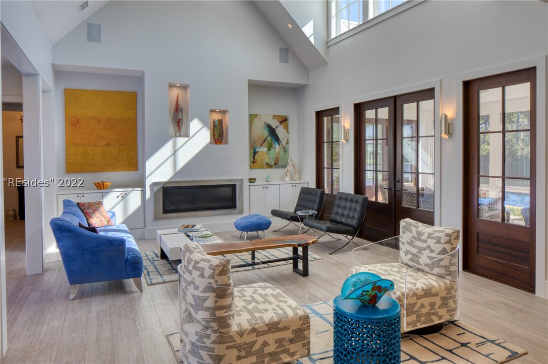 11 Hunting Lodge Road