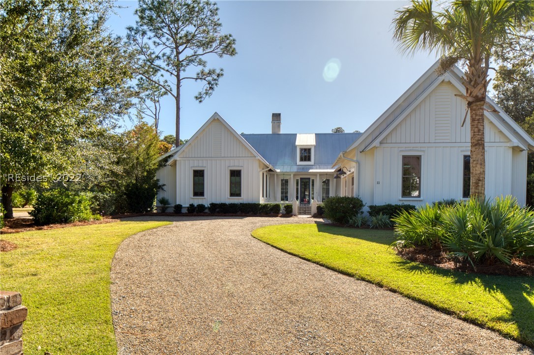 11 Hunting Lodge Road