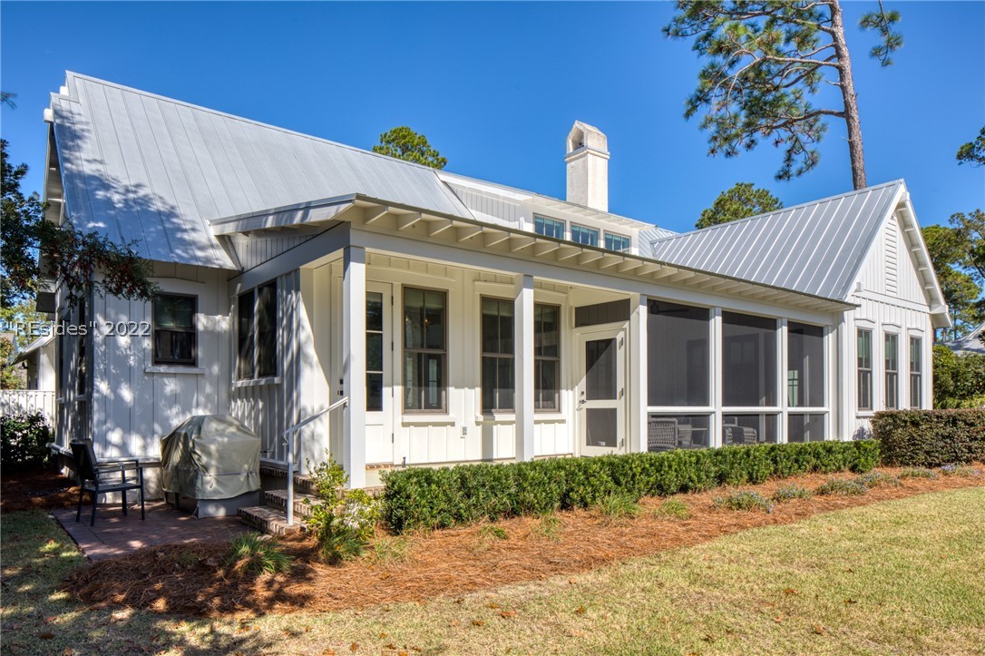 11 Hunting Lodge Road