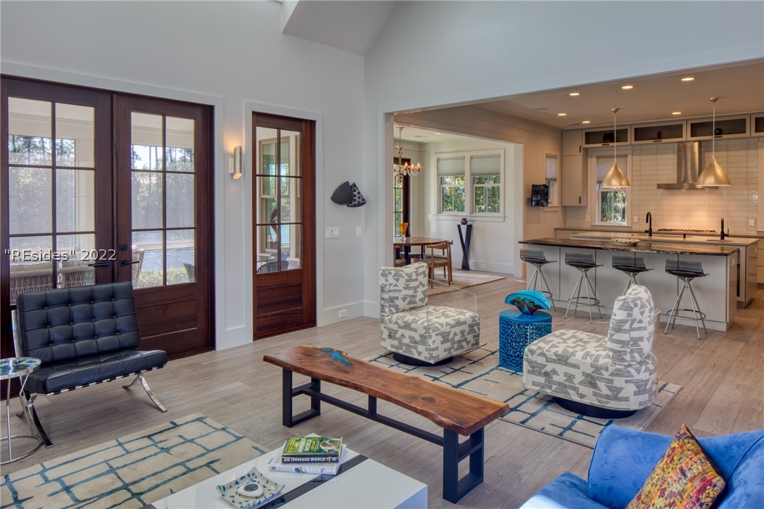 11 Hunting Lodge Road