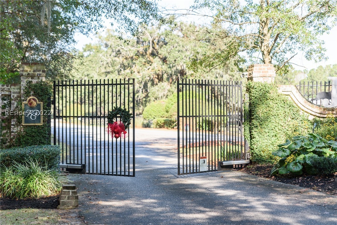 31 Rose Dhu Creek Plantation Drive