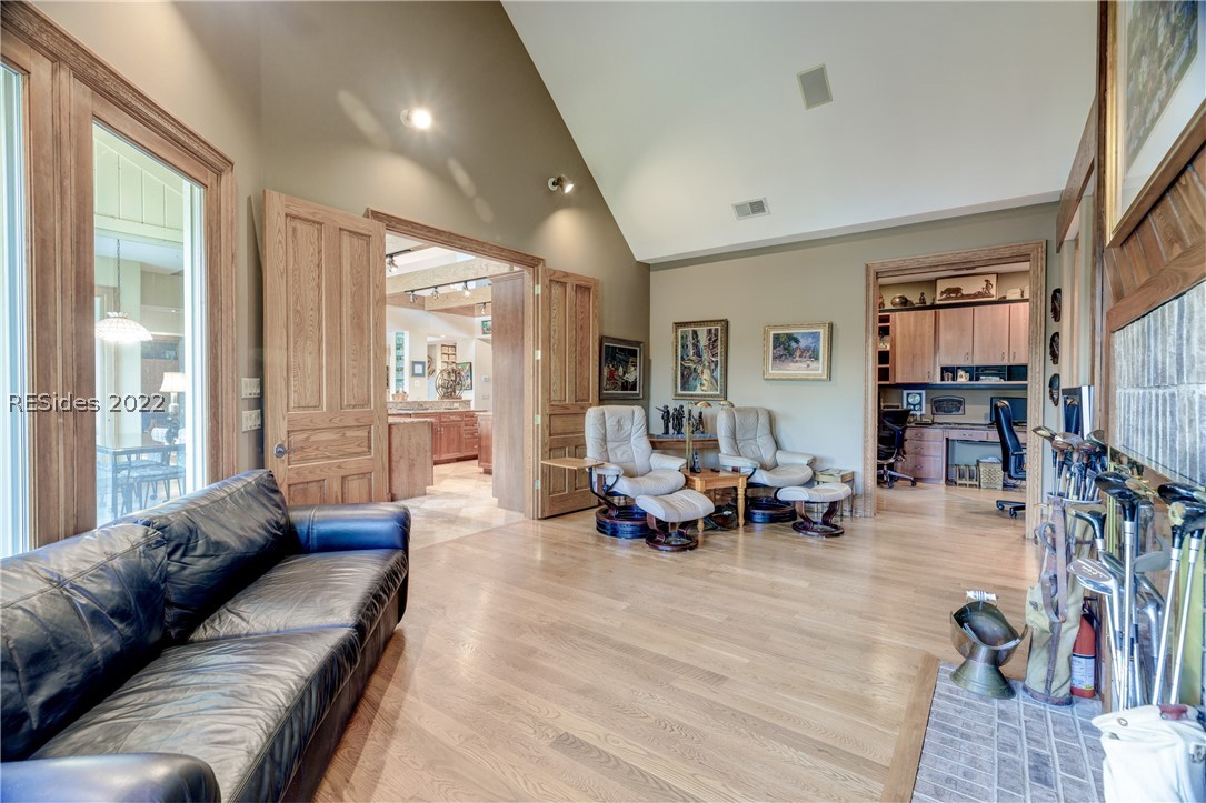 4 Chattooga Court