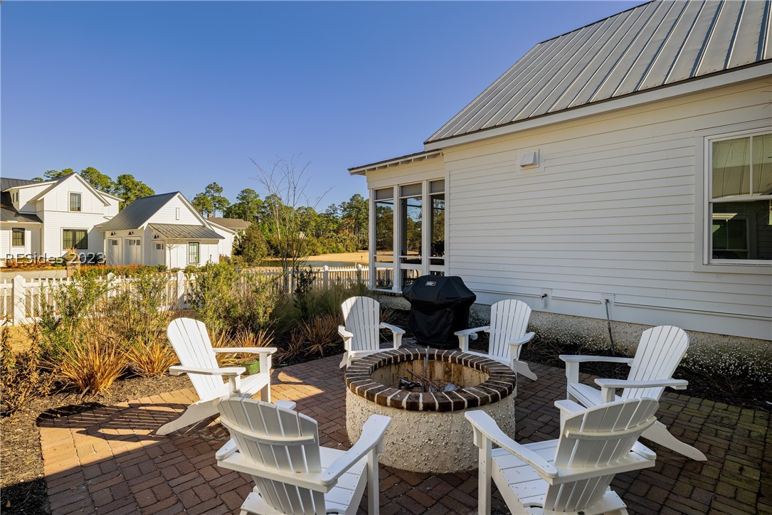 37 Hunting Lodge Road