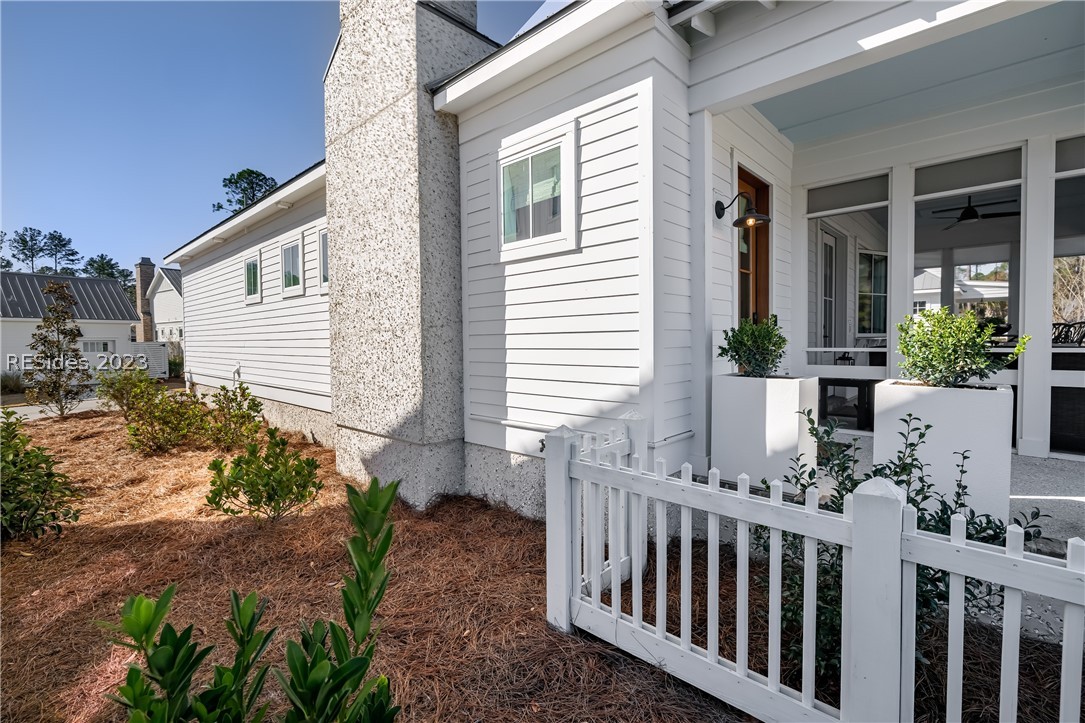 37 Hunting Lodge Road