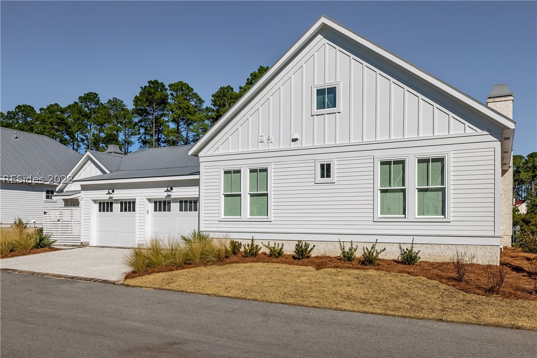 37 Hunting Lodge Road