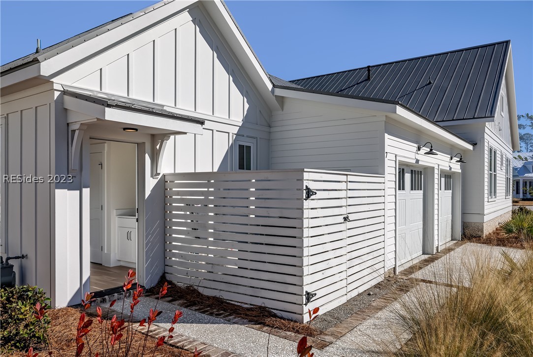 37 Hunting Lodge Road