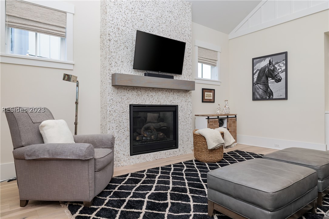 37 Hunting Lodge Road