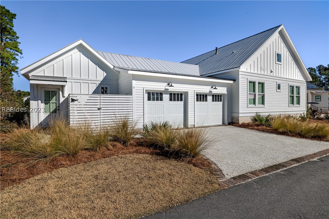 37 Hunting Lodge Road
