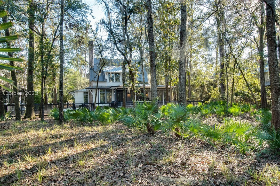 42 Blue Willow Street