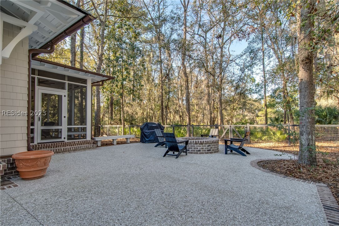 42 Blue Willow Street