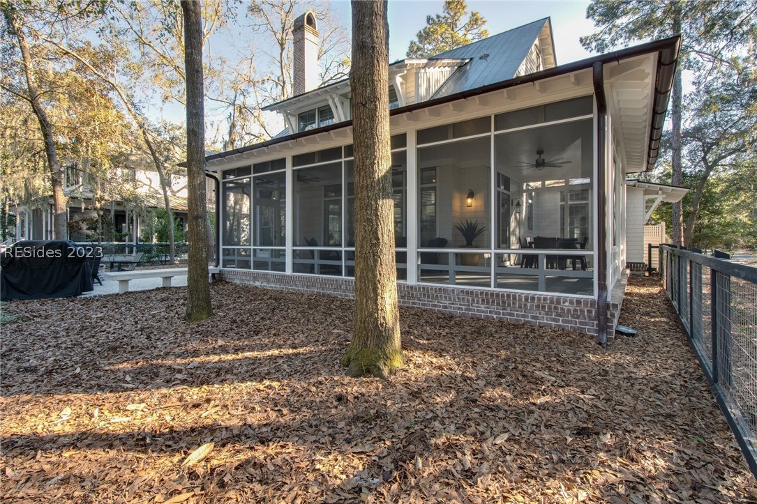 42 Blue Willow Street