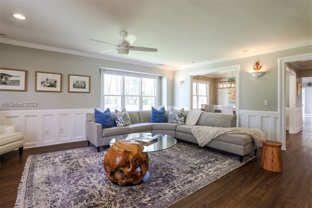 51 White Oaks Circle