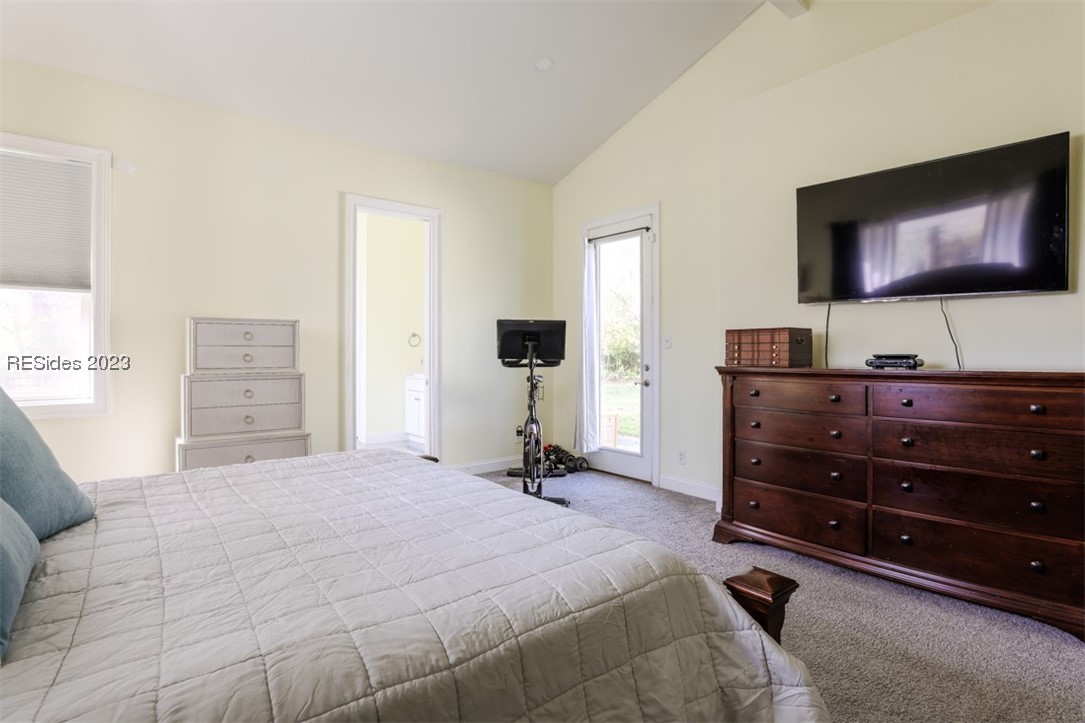 51 White Oaks Circle