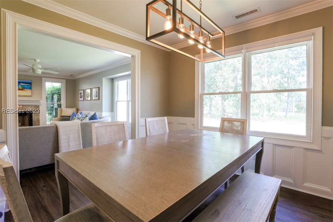 51 White Oaks Circle