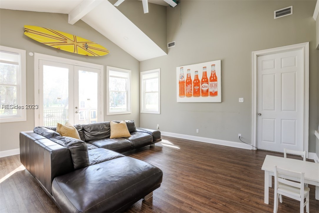 51 White Oaks Circle