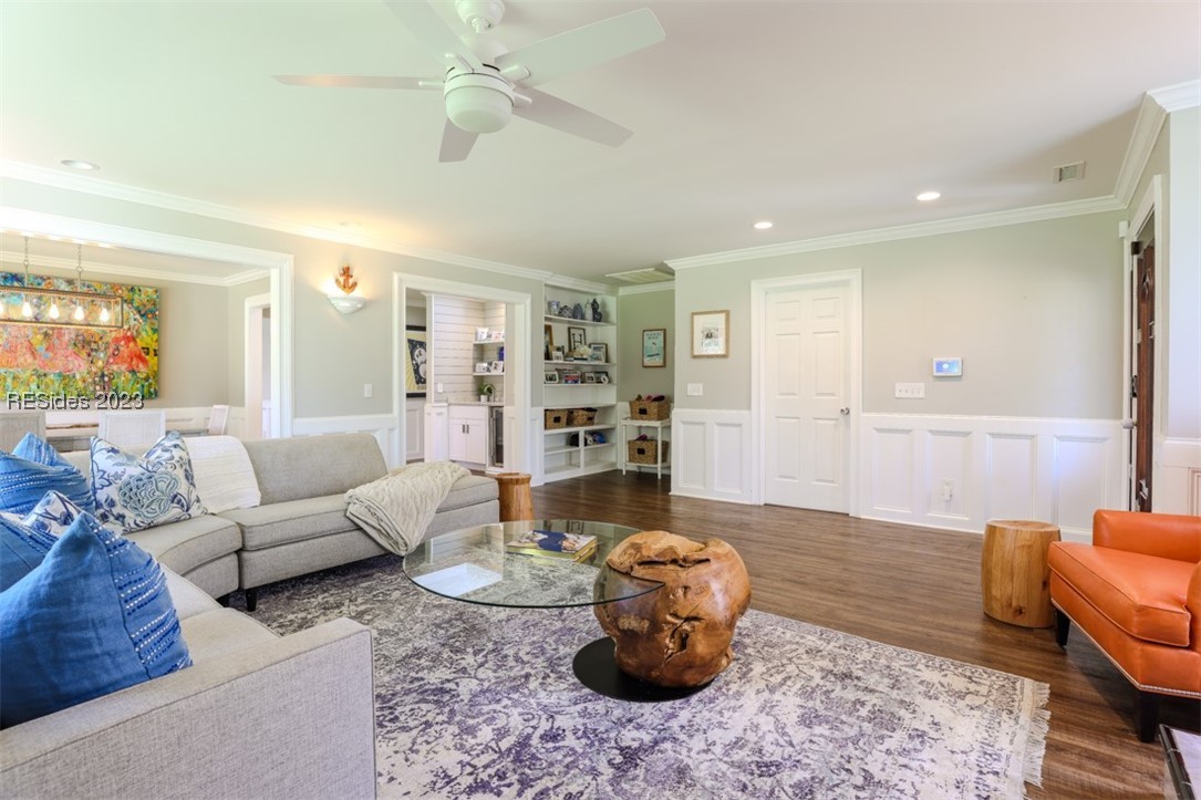 51 White Oaks Circle