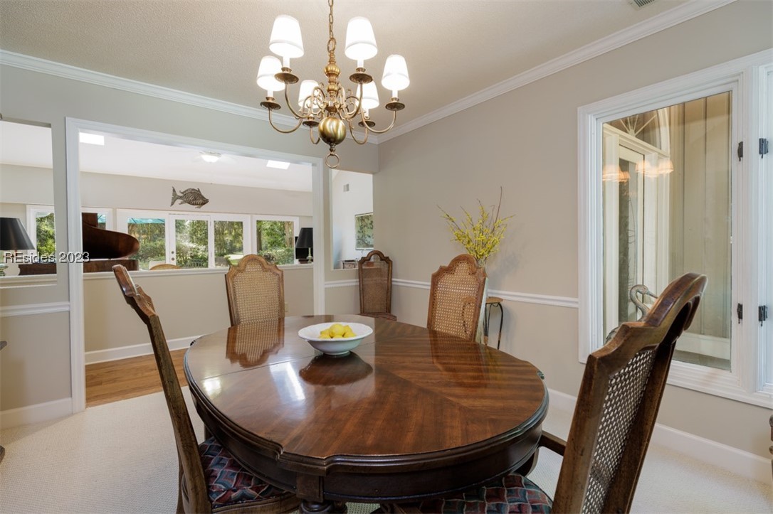 19 White Oaks Circle