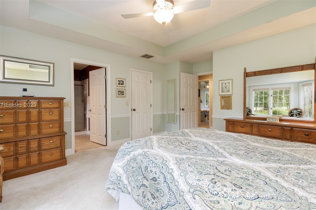 19 White Oaks Circle