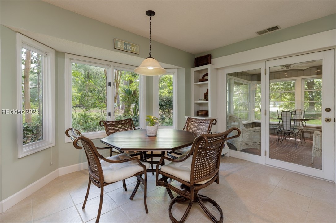 19 White Oaks Circle
