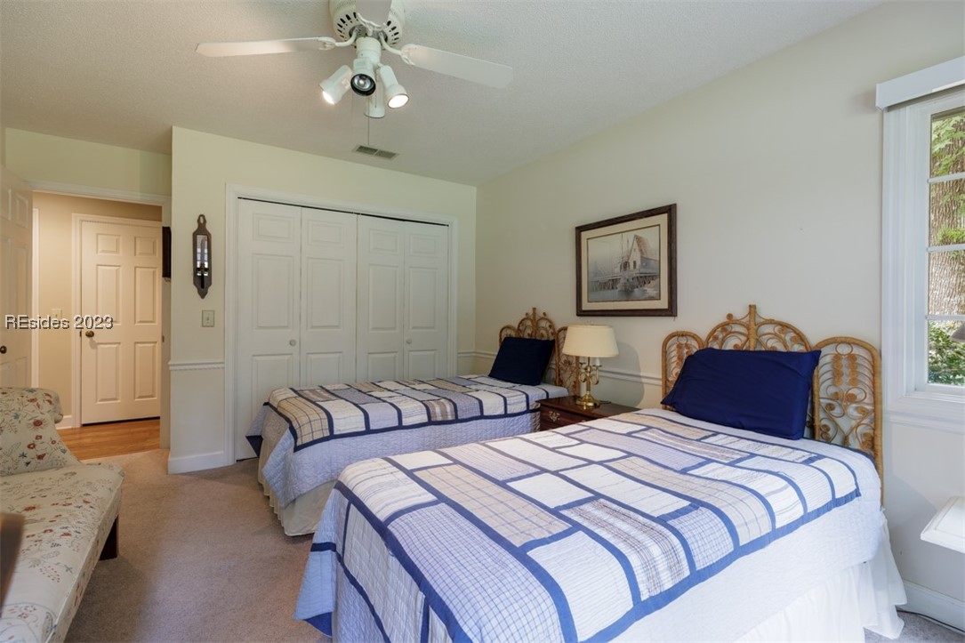 19 White Oaks Circle