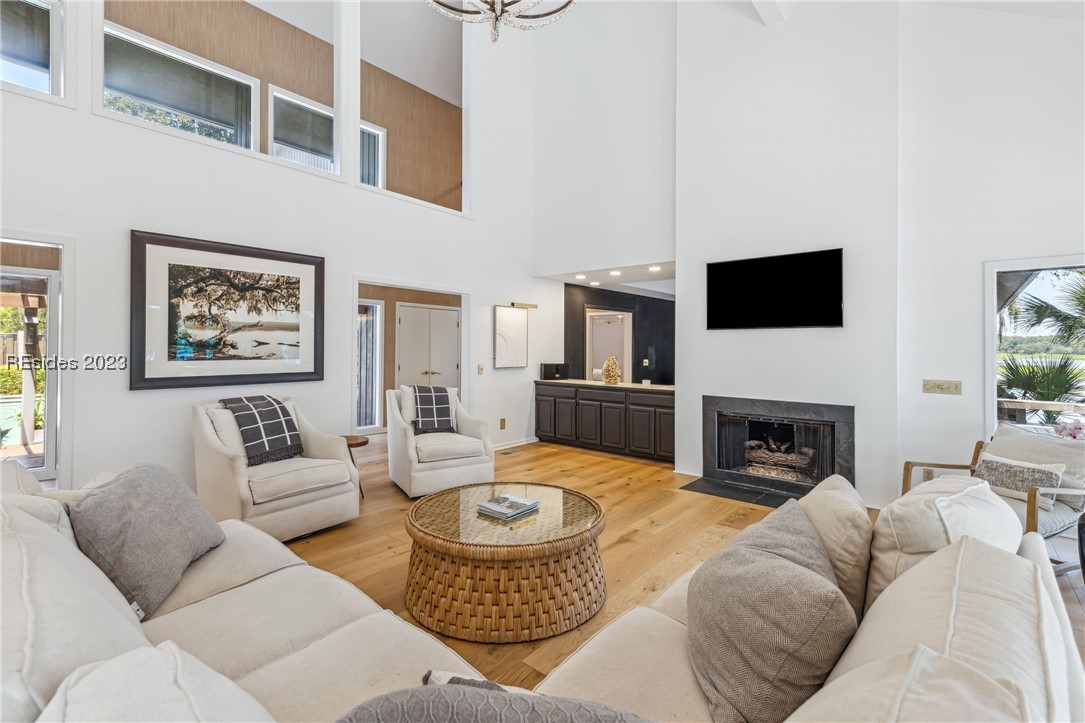 1 Sanderling Court