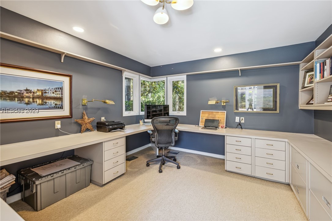 1 Sanderling Court