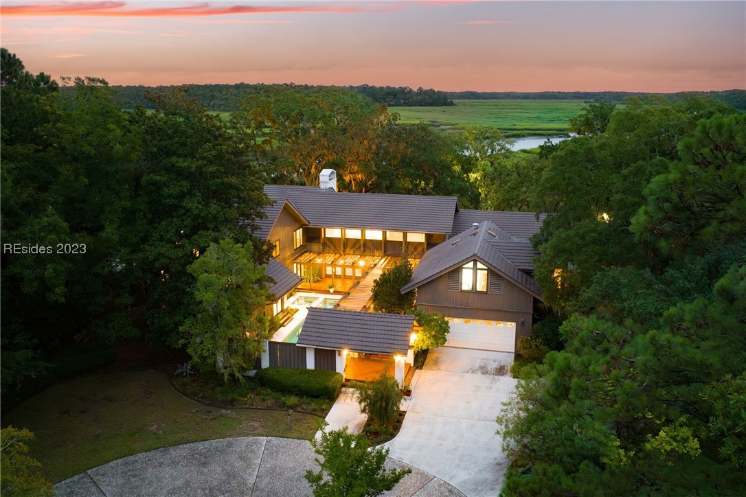 1 Sanderling Court