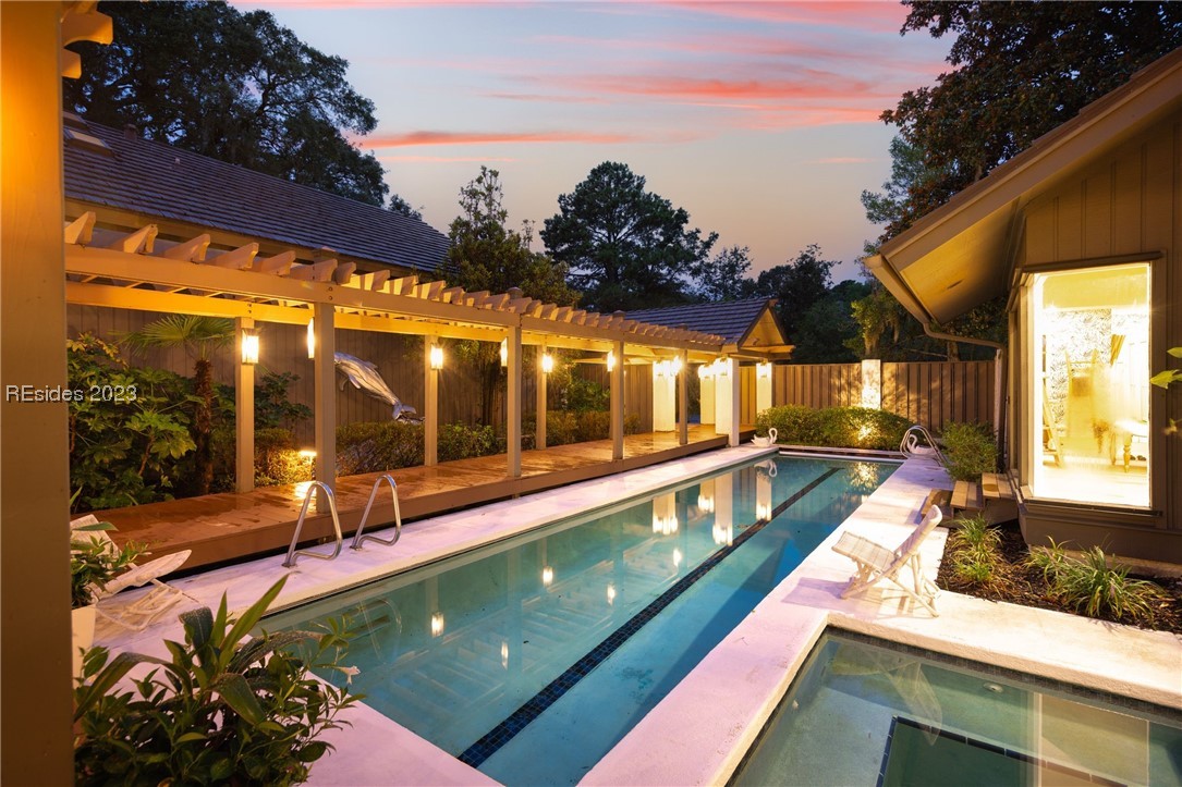 1 Sanderling Court